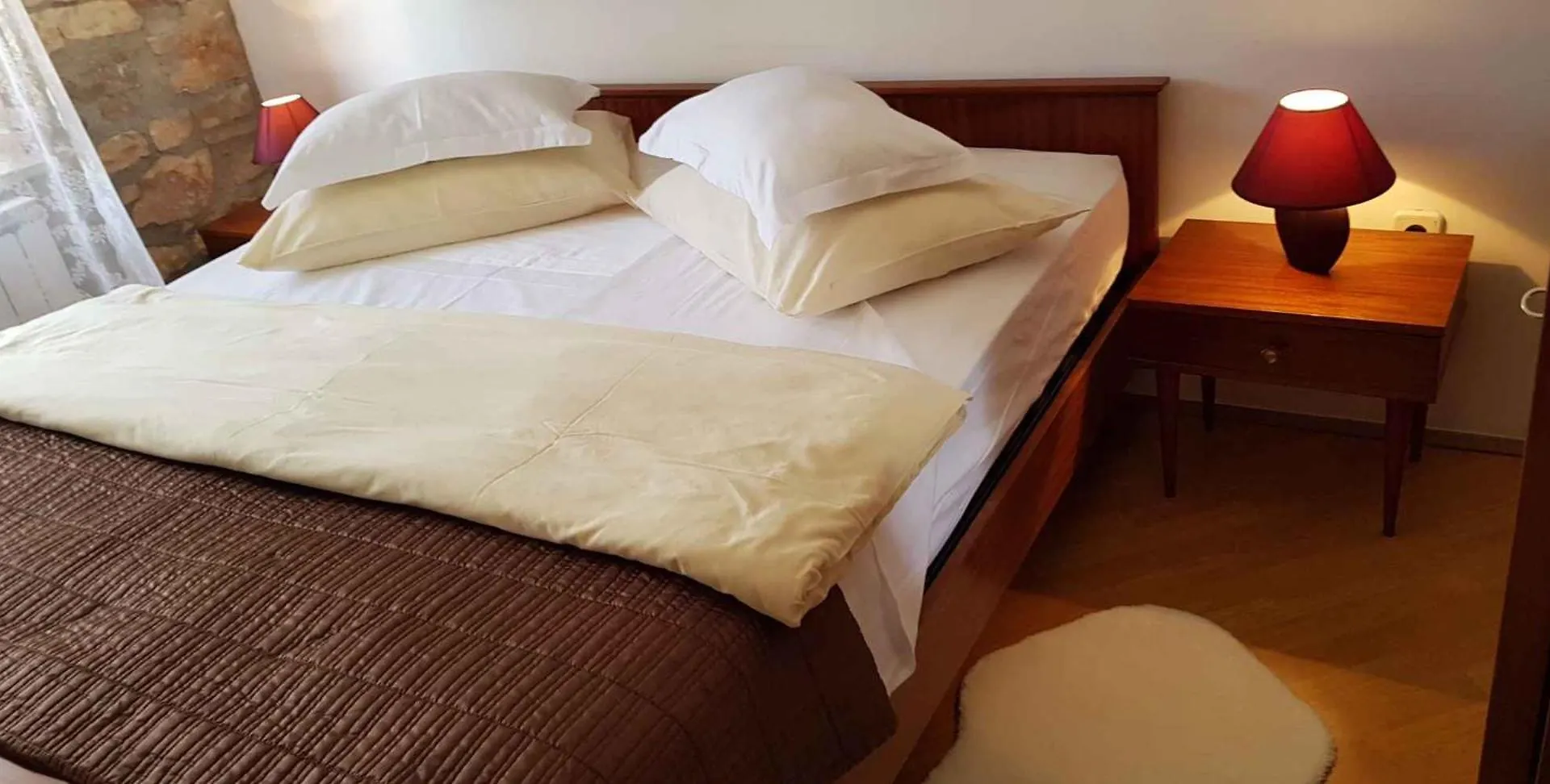 Apartment In Pula 33579